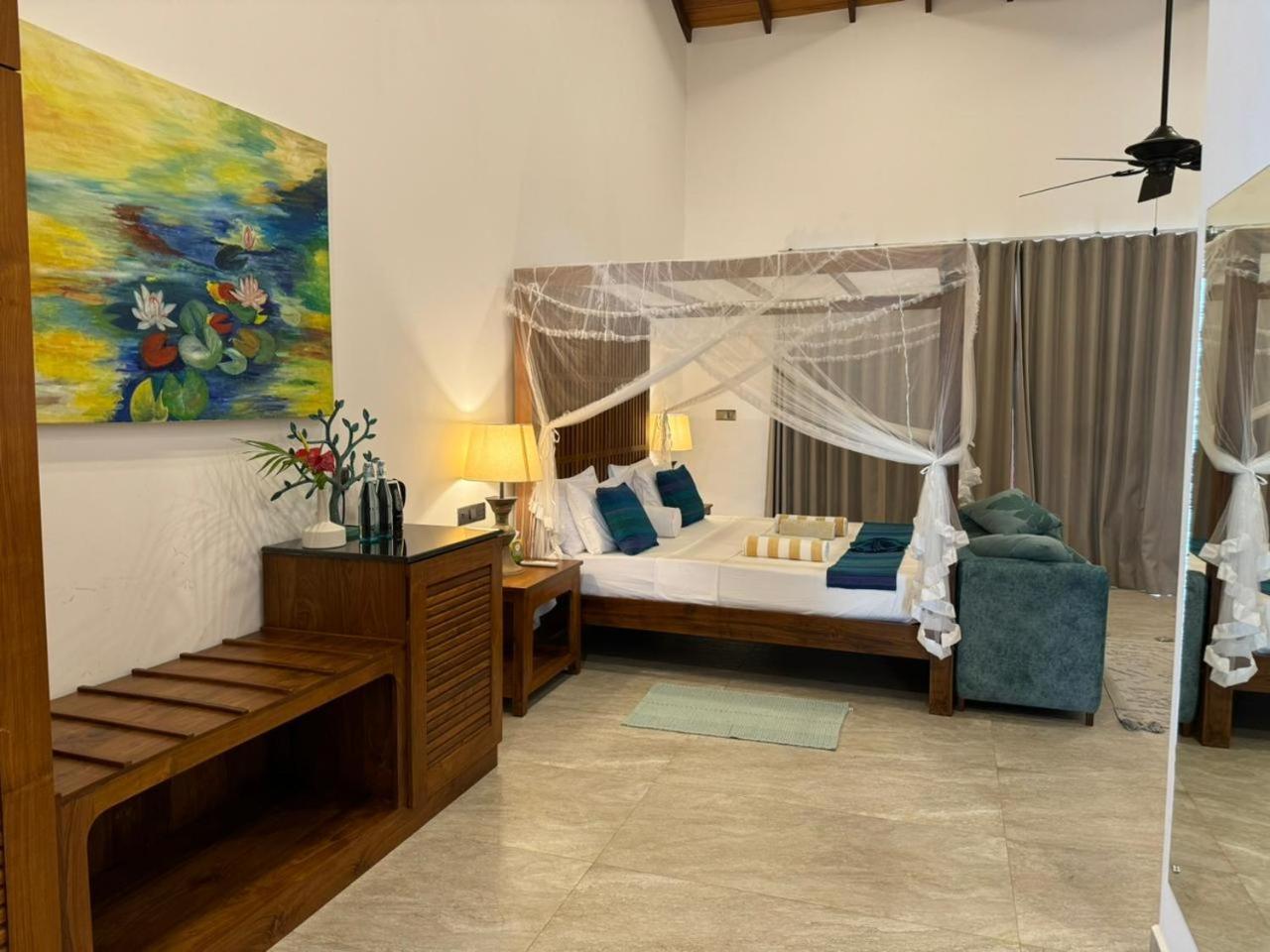 Sea Star Boutique Hotel Хіккадува Екстер'єр фото