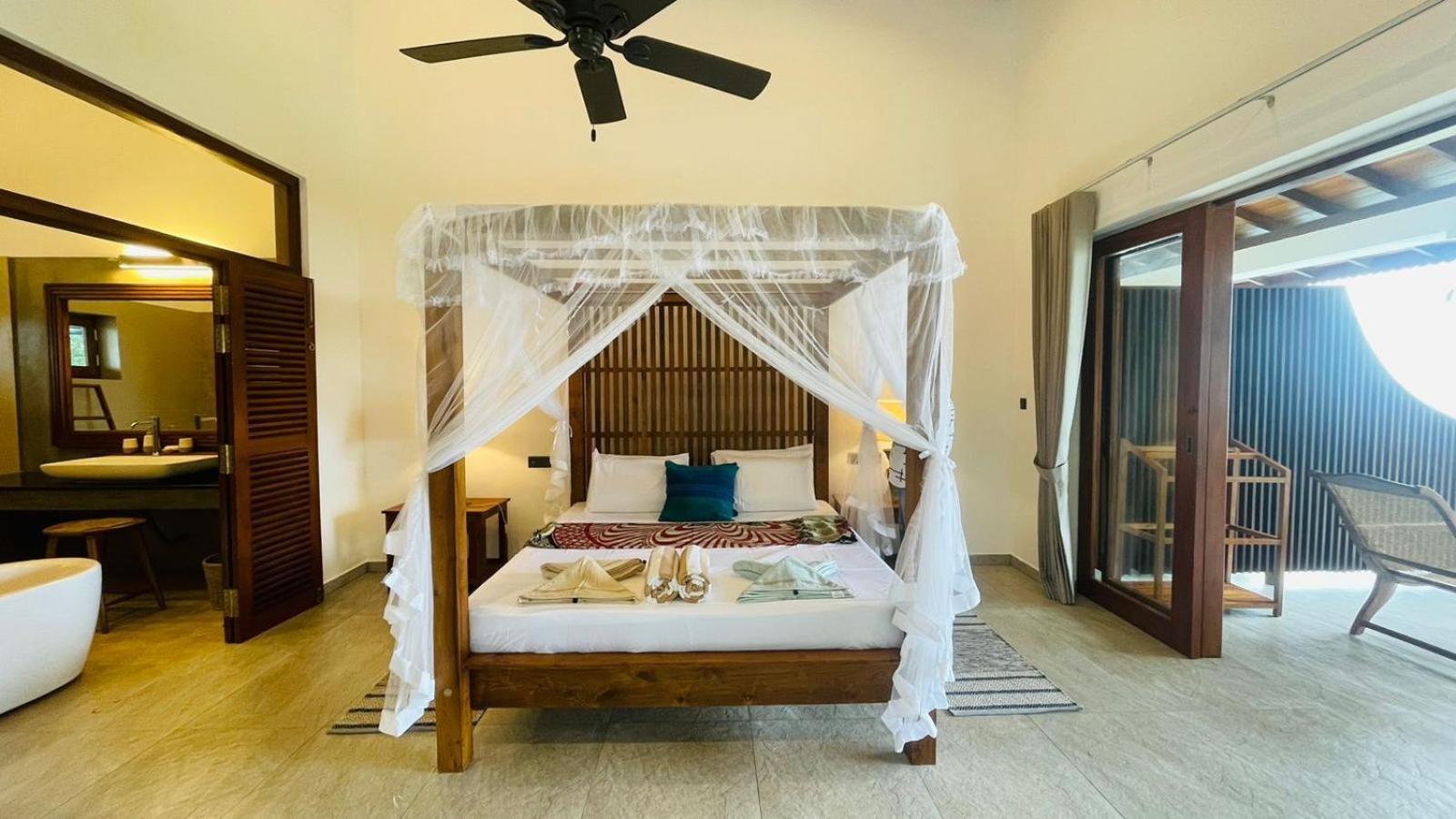 Sea Star Boutique Hotel Хіккадува Екстер'єр фото