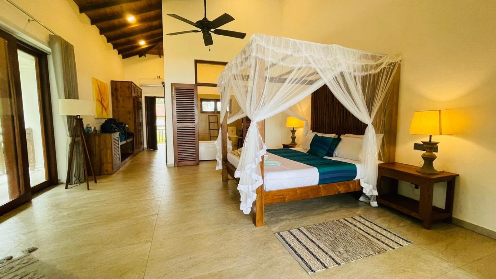 Sea Star Boutique Hotel Хіккадува Екстер'єр фото